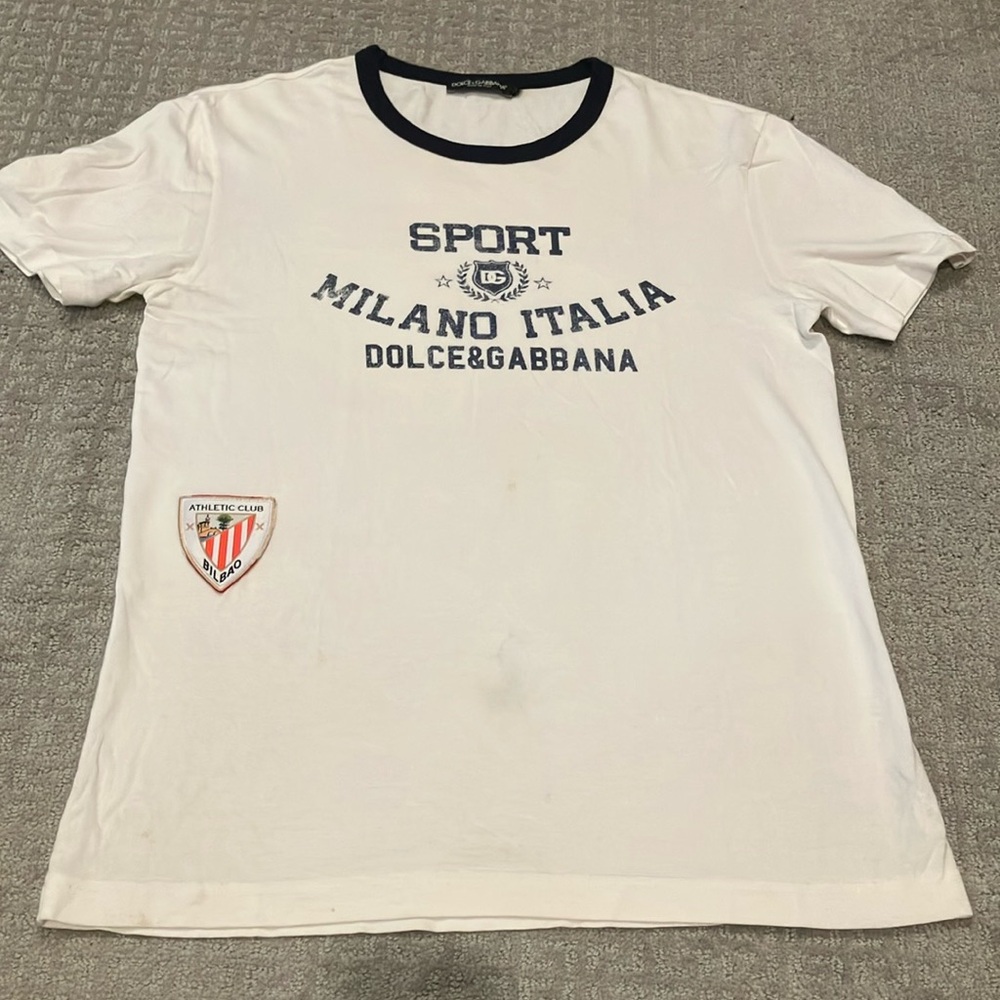 SALE! Dolce & Gabbana T-shirt, it ain’t perfect but it’s still la Dolce vida!